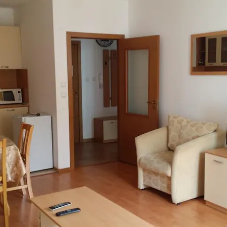 In Yassen Apartament *